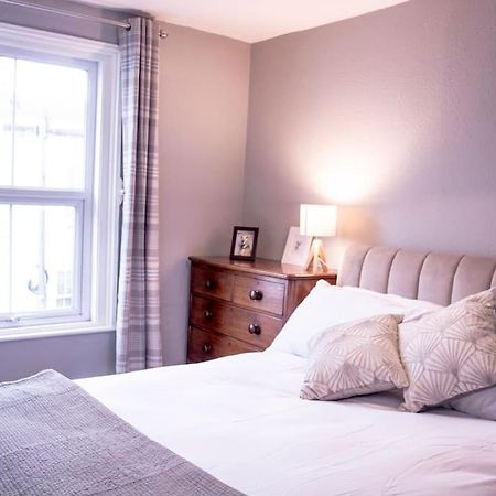 Lovely 3 Bed House In The Heart Of Cheltenham Dış mekan fotoğraf